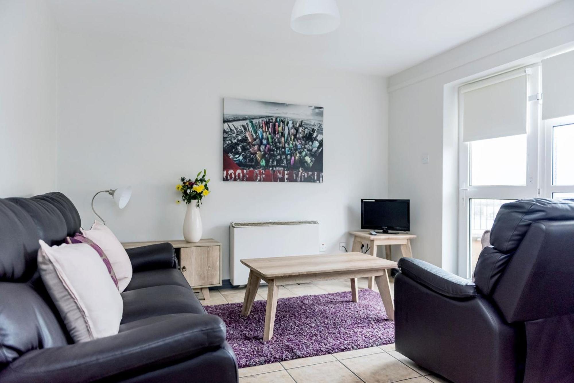Marine Court Ground Floor Apartment バンドラン エクステリア 写真